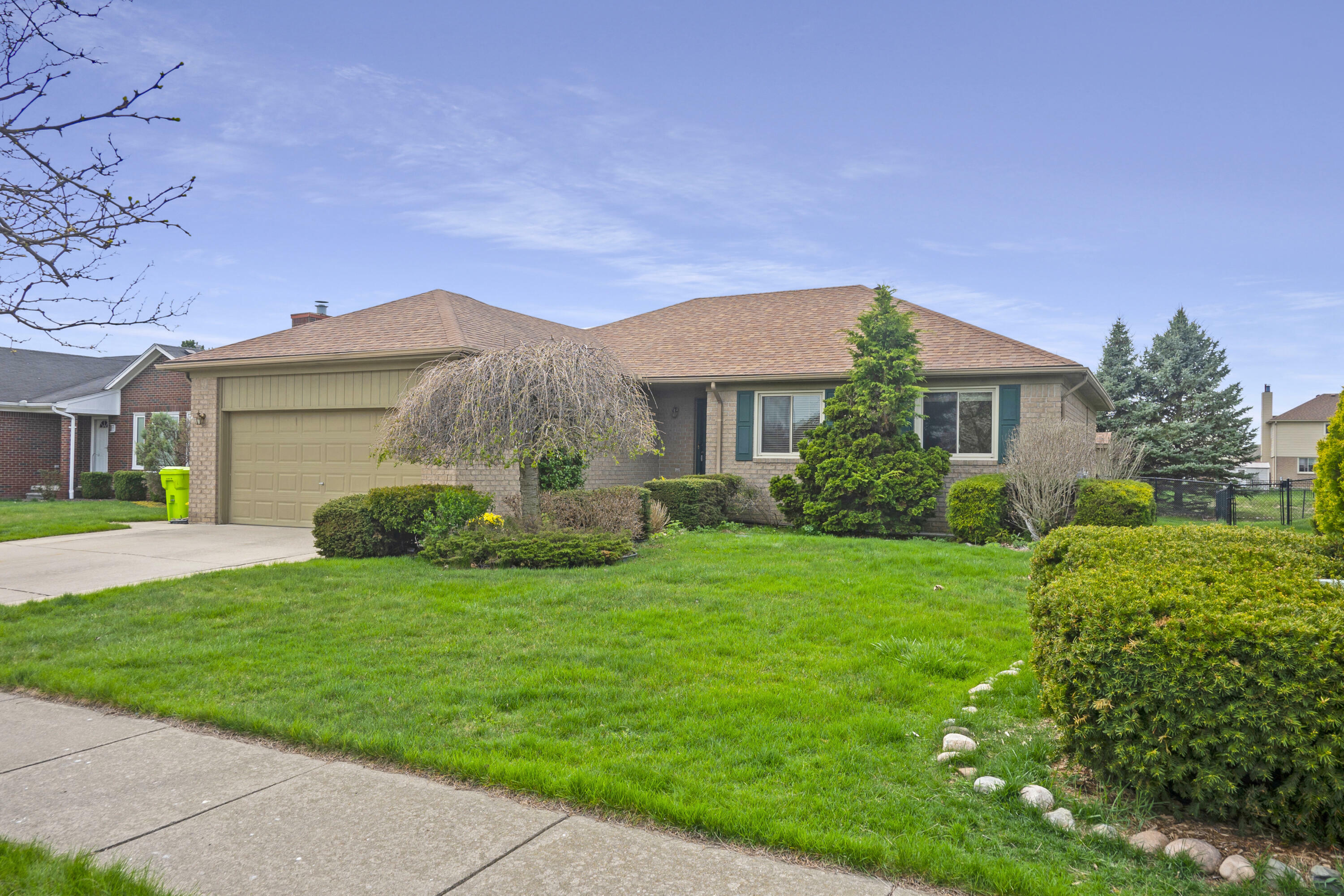 Property Photo: 47467 Star Valley Drive MI 48044