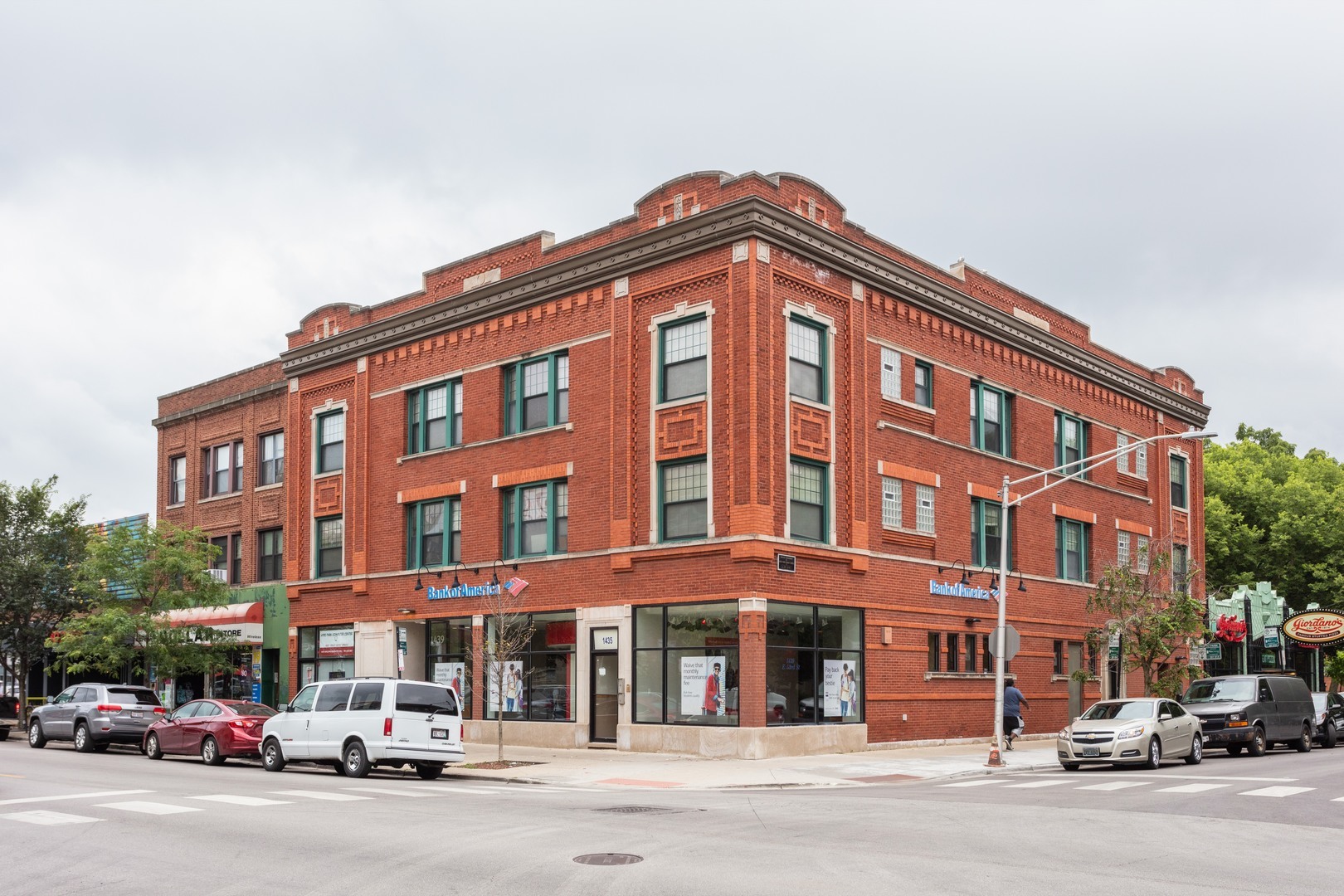 Property Photo: 1443 E 53rd Street 2R IL 60615