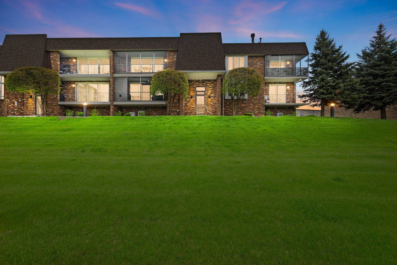 Property Photo: 15714 Brassie Court 1S IL 60462