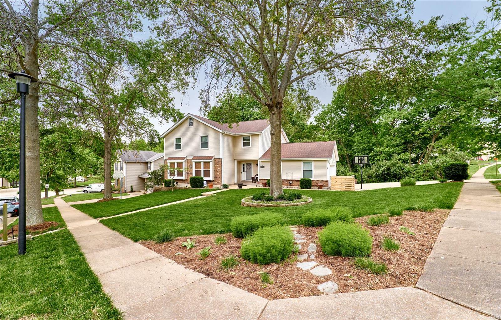 Property Photo: 5811 White Pine Drive MO 63129