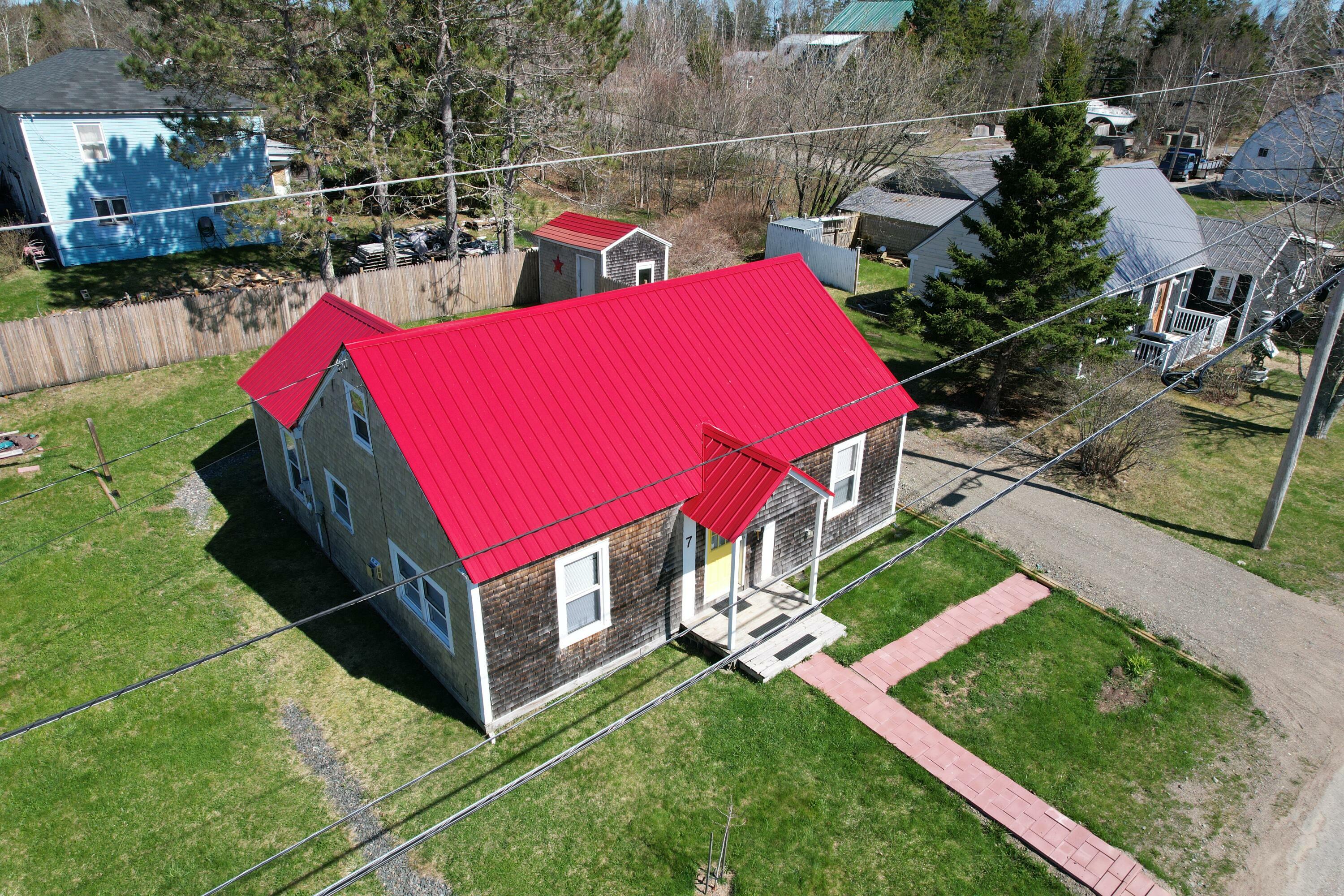 Property Photo: 7 Johnson Street ME 04631