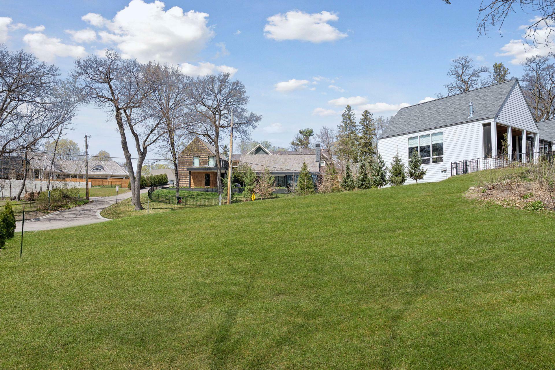 Property Photo: 1052 E Circle Drive MN 55391