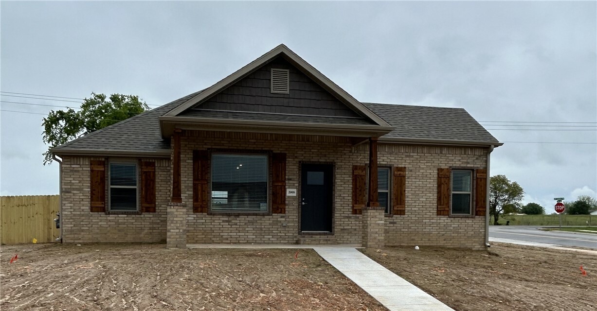 2000 Dobbs Street  Pea Ridge AR 72751 photo