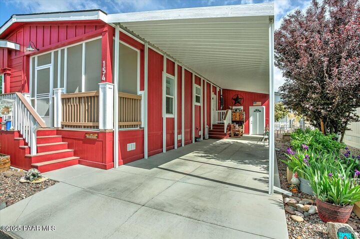 11350 E Sarah Jane Lane 154  Dewey-Humboldt AZ 86327 photo