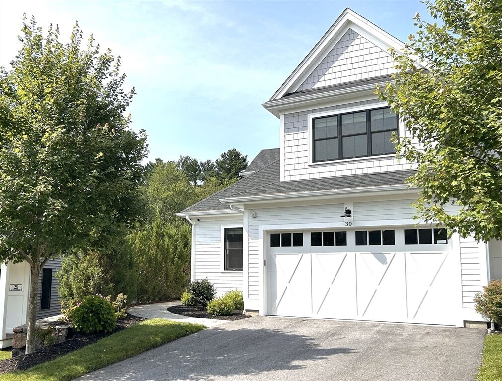 Property Photo:  30 Southfield Ln 30  MA 01770 