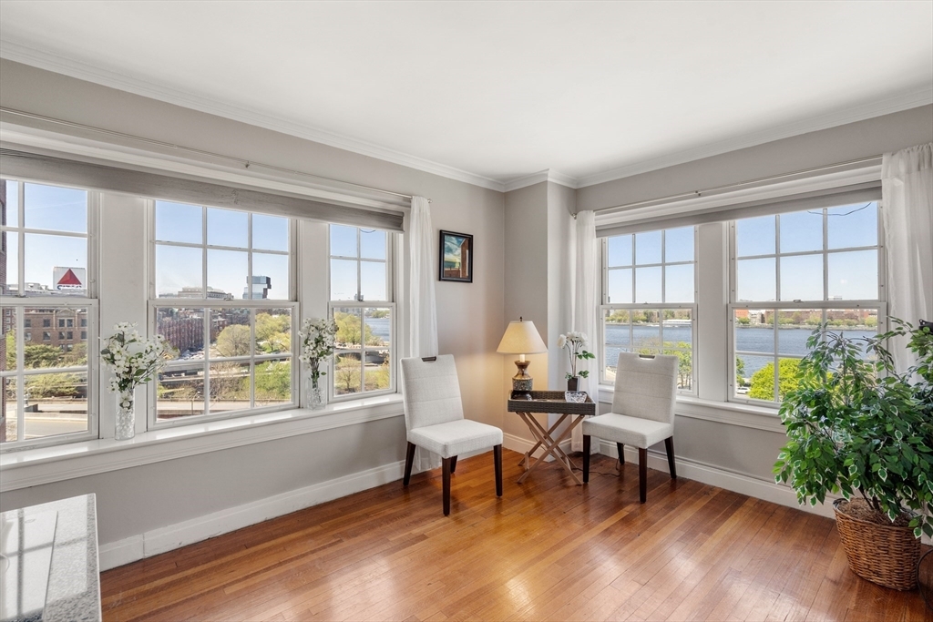 Property Photo: 534 Beacon St 707 MA 02215