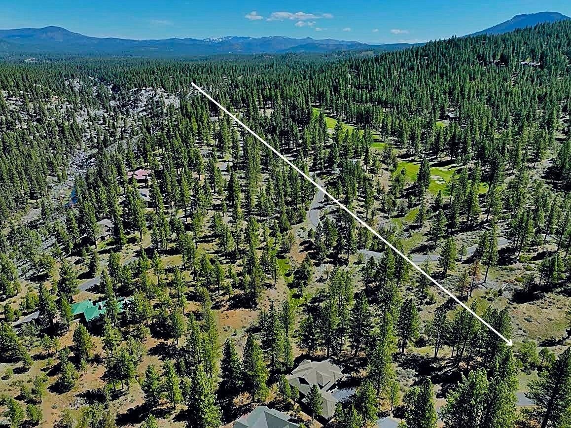 Property Photo: 450 Emerald Point CA 96161