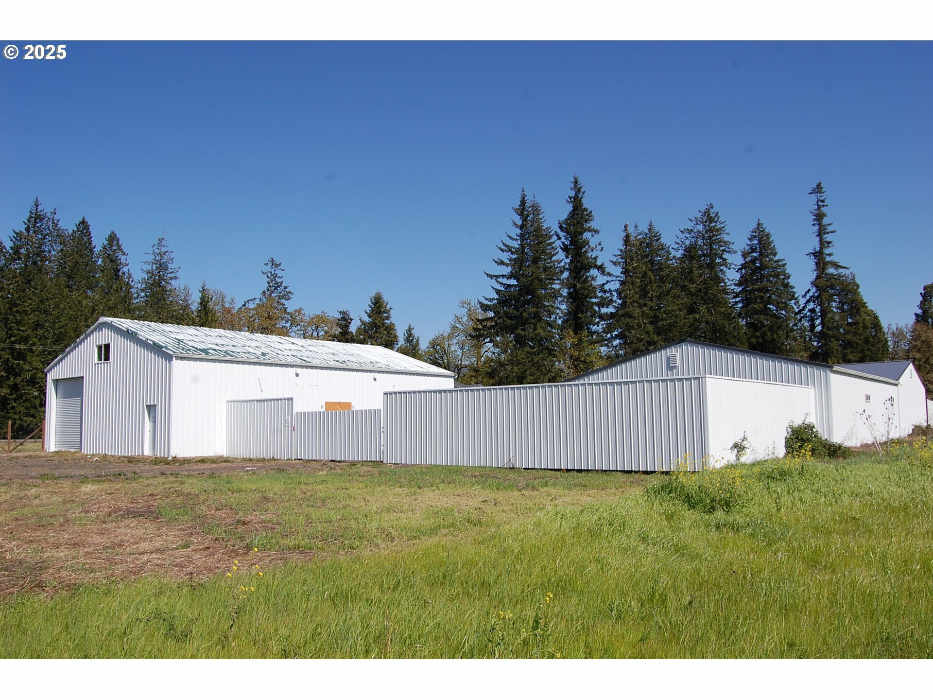 38710 Highway 58  Dexter OR 97431 photo
