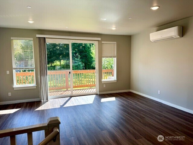 Property Photo: 19515 22nd Avenue SE 1 WA 98012