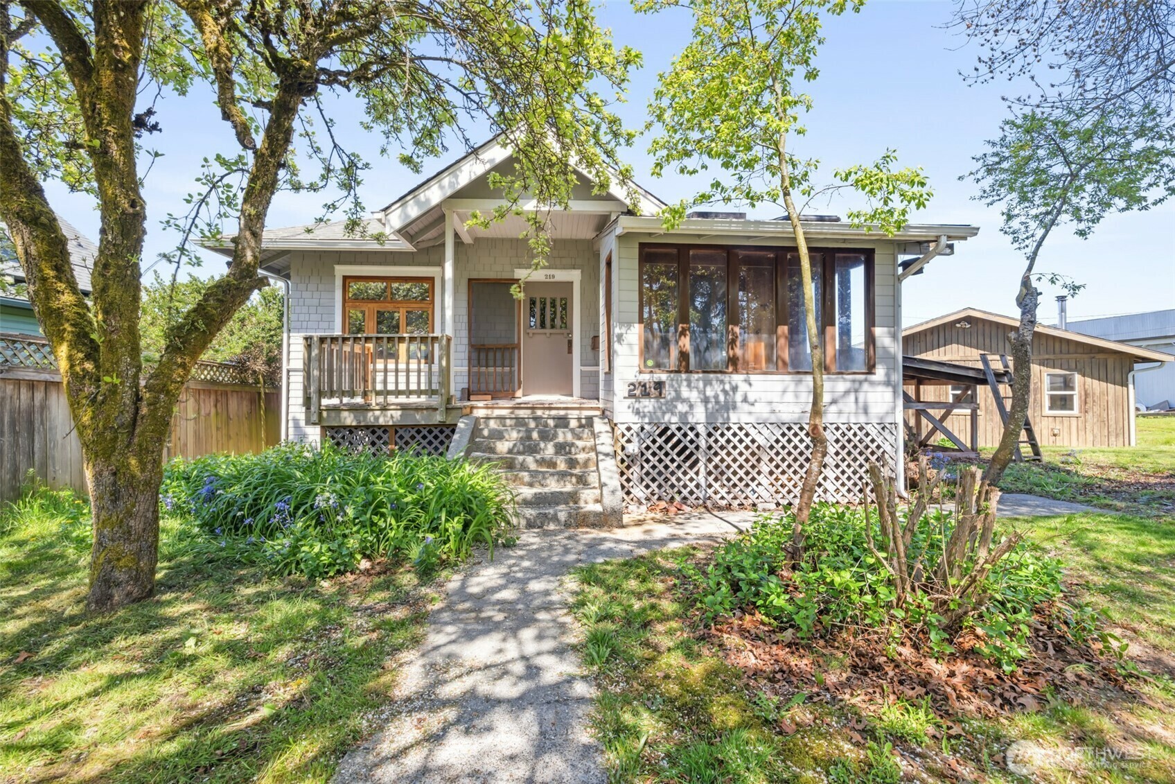 Property Photo: 219 W 15th Street WA 98362