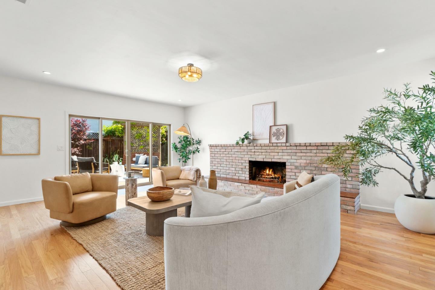Property Photo: 996 Elizabeth Drive CA 95050