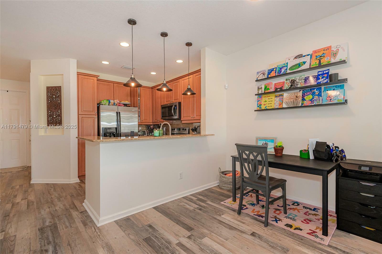Property Photo: 2750 SW 81st Ave 1202 FL 33025
