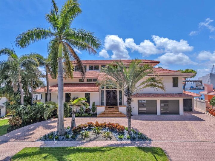 1925 Harbourview Dr  Fort Lauderdale FL 33316 photo
