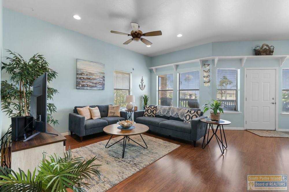 Property Photo: 77 Santa Isabel Blvd. O8 TX 78578