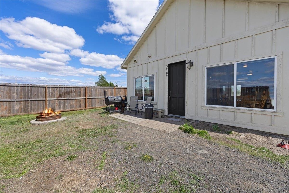 Property Photo: 38180 Fitness Lane E WA 99122