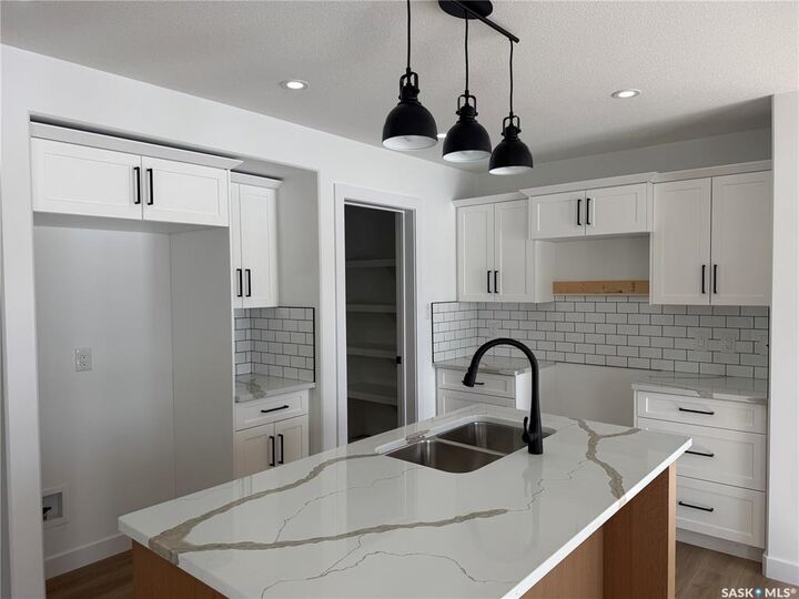 Photo de la propriété:  174 Doran Way  SK S7V 0Z7 