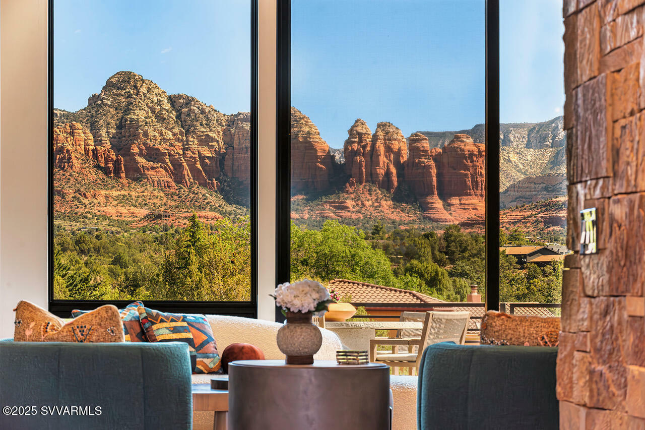 Property Photo: 2945 Red Hawk Lane AZ 86336