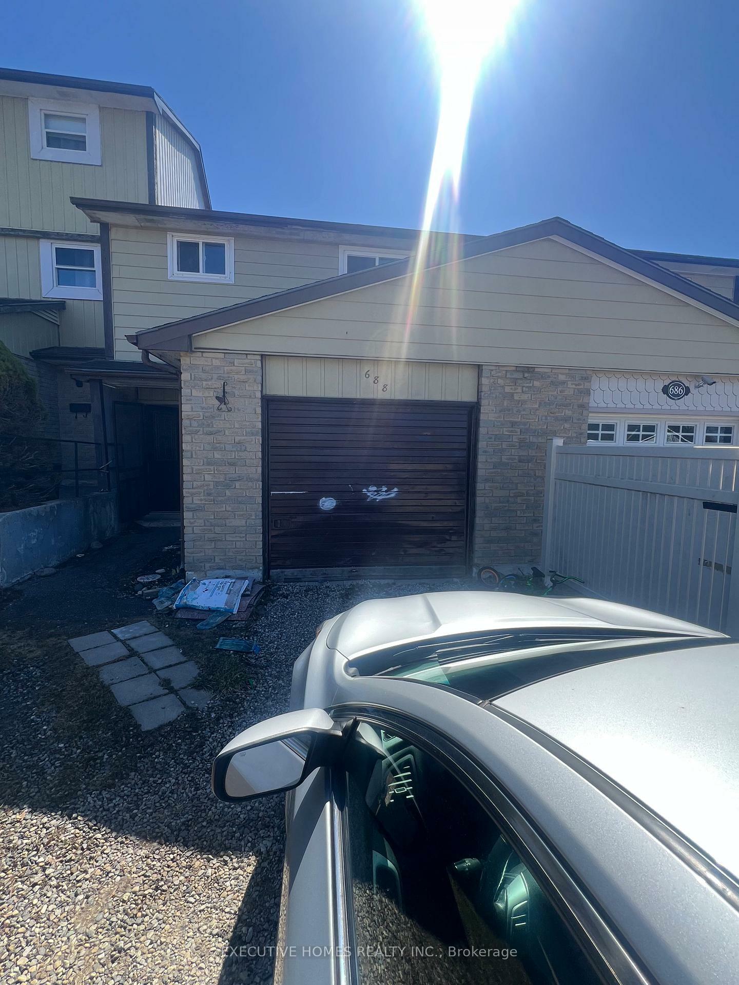688 Hunter Street  Kincardine ON N2Z 1R9 photo