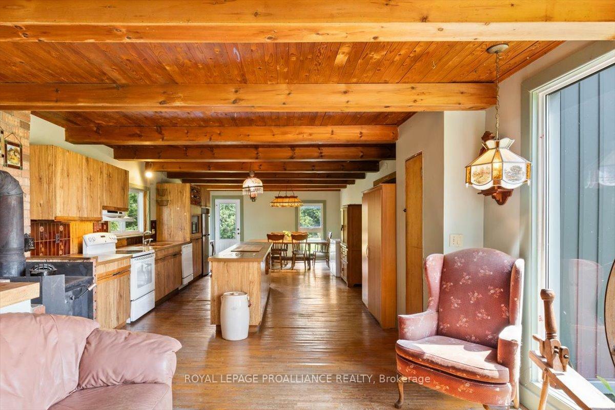 Property Photo: 2085 Enright Road ON K0K 2N0