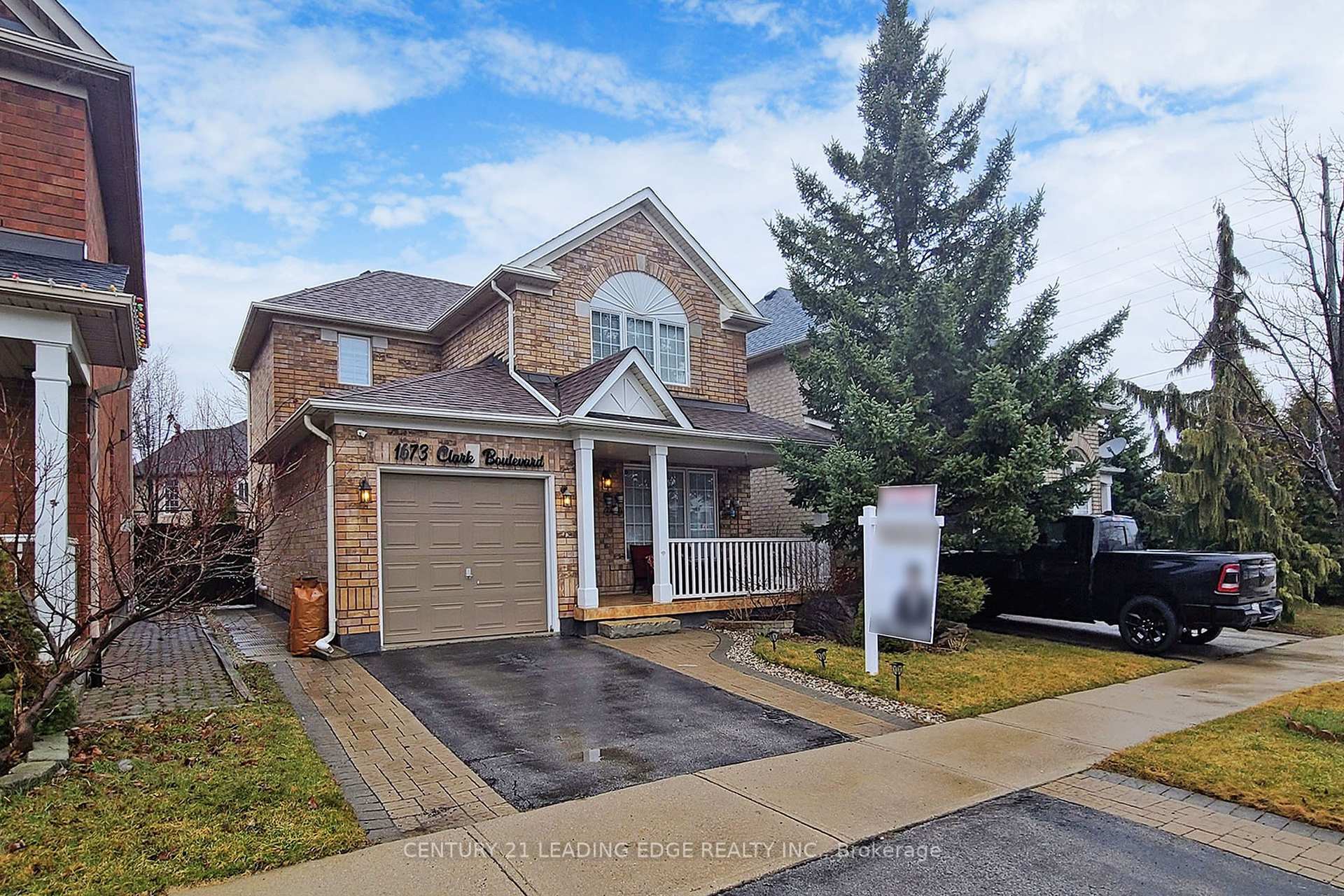 Photo de la propriété: 1673 Clark Boulevard ON L9T 5Z6