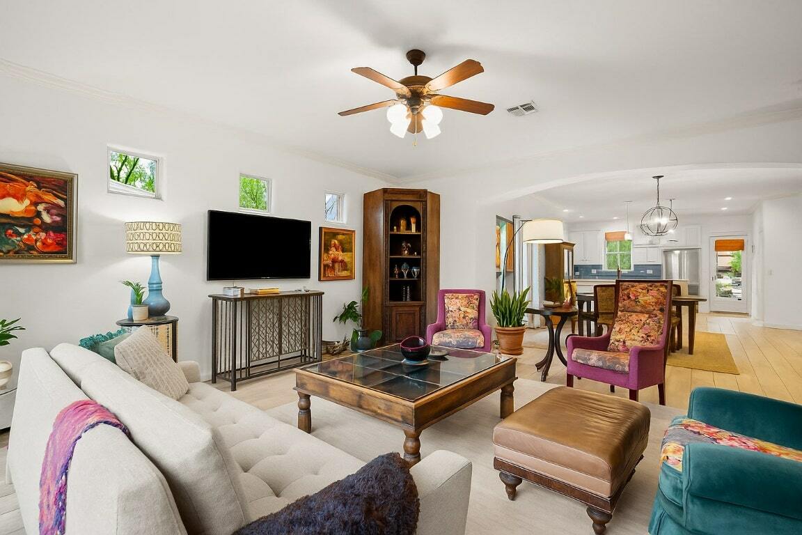 Property Photo: 1907 Winsted Lane 1 TX 78703