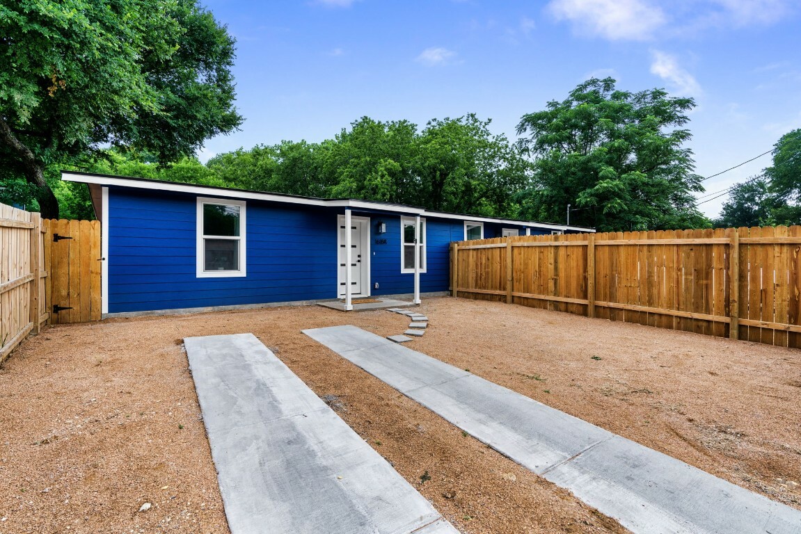 Property Photo: 1618 Webberville Road A TX 78721
