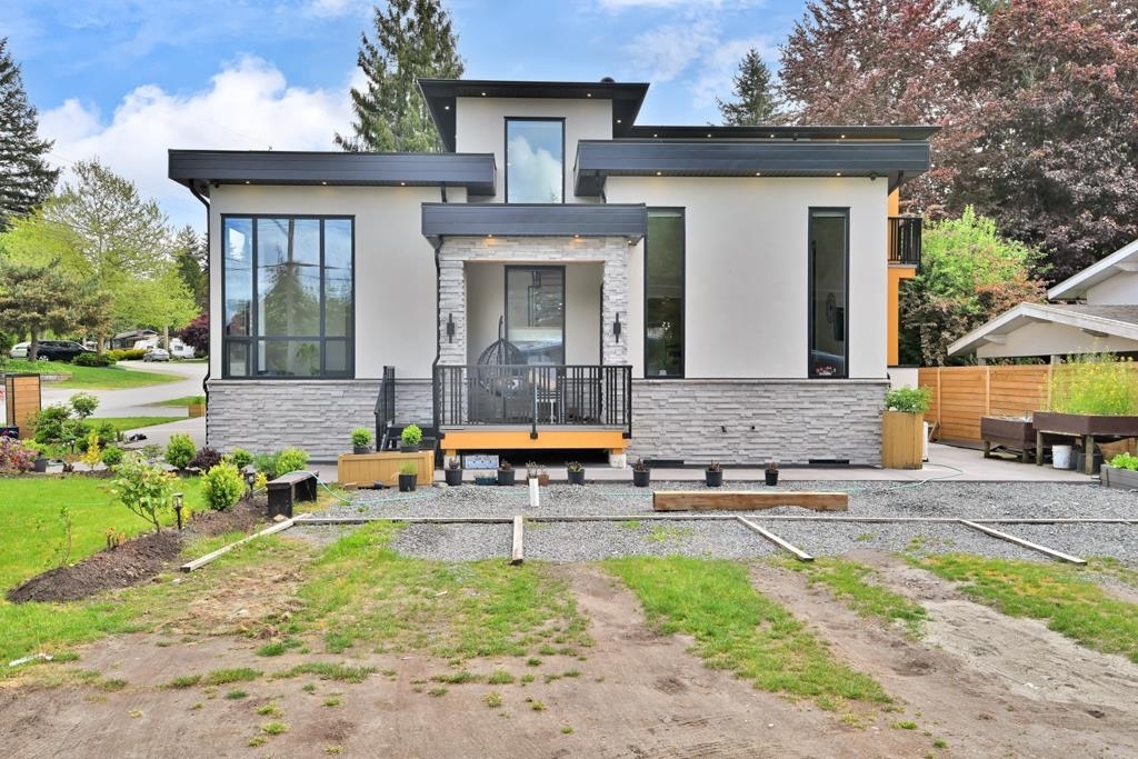 Property Photo:  34208 Cedar Avenue  BC V2S 2W2 