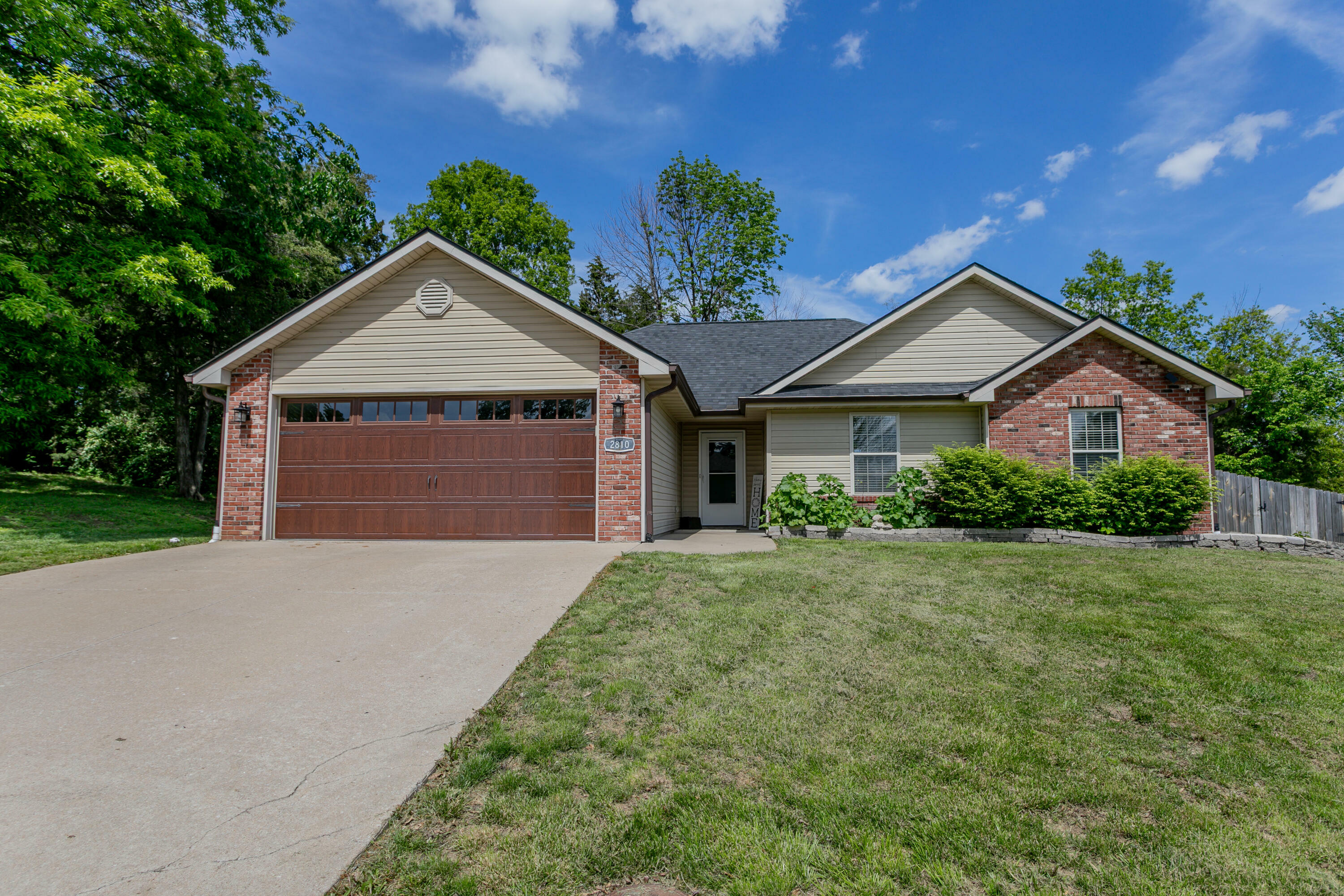 2810 Waynesboro Dr  Columbia MO 65202 photo