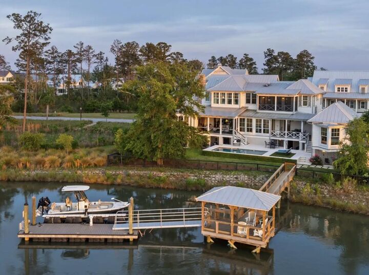 Property Photo:  332 Bayley Road  SC 29492