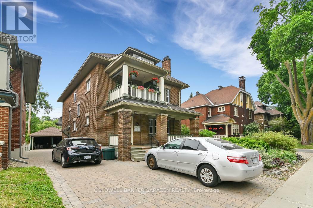 Photo de la propriété:  380 First Avenue  ON K1S 2H1 