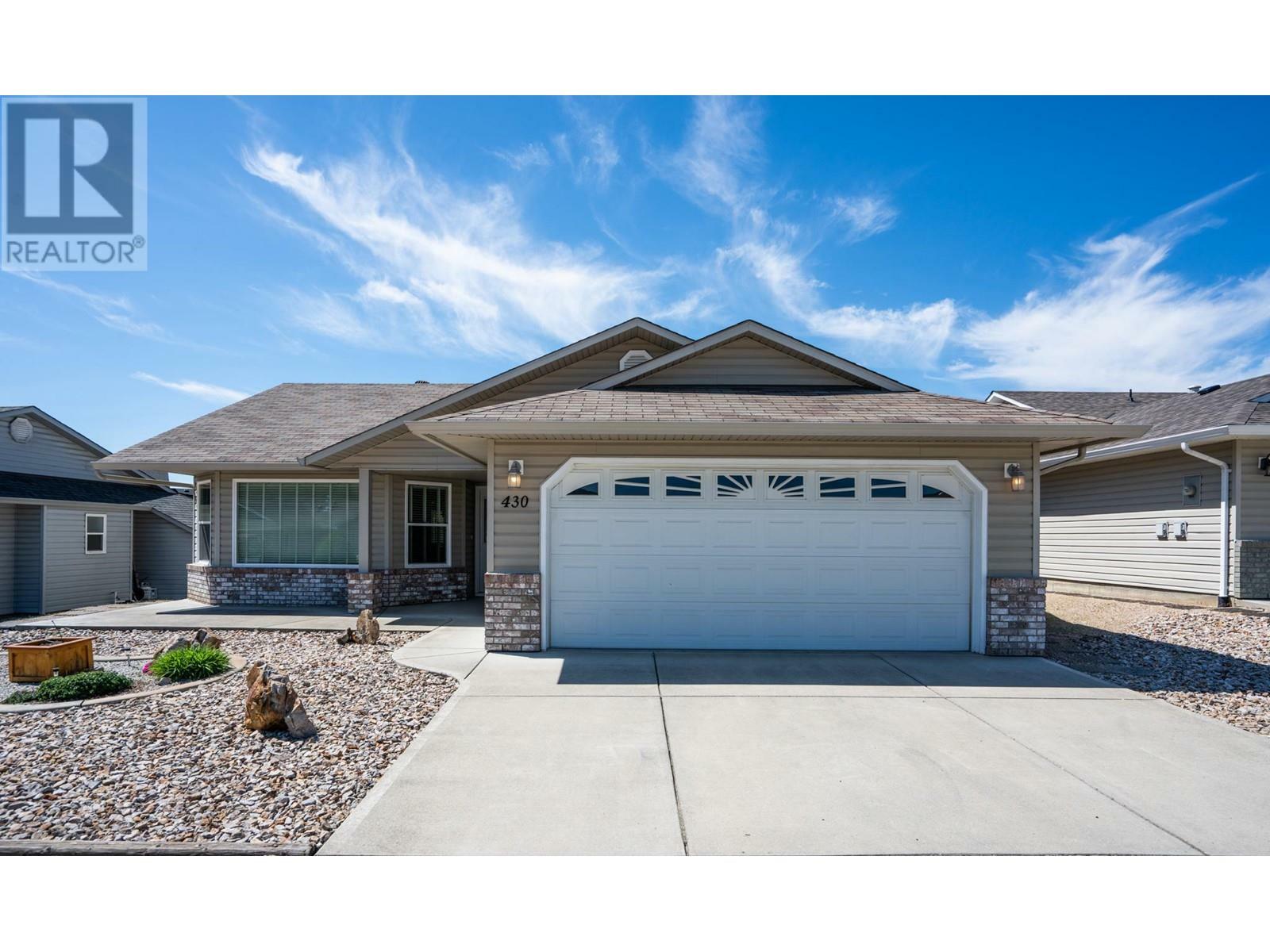 Property Photo: 430 4 Street BC V1H 1Z1