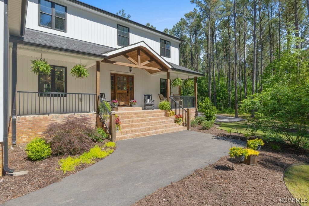Property Photo: 11200 Centennial Road VA 23875