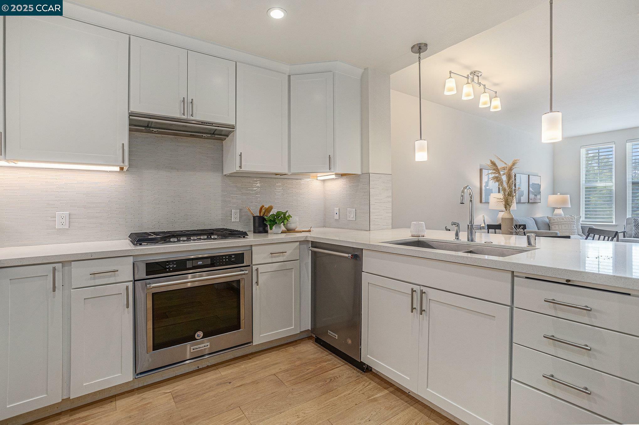 Property Photo: 1000 Dewing Ave 306 CA 94549