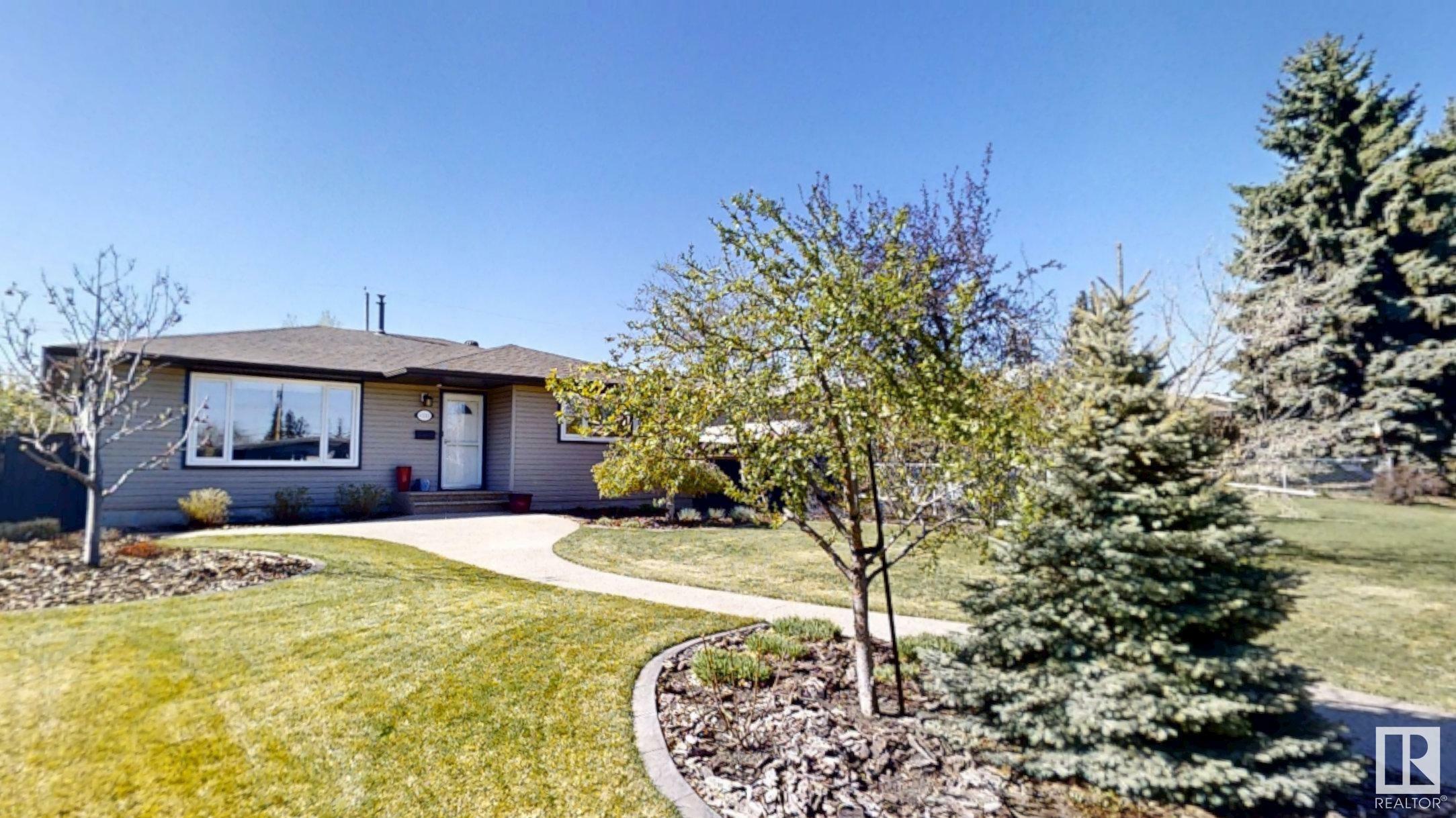 6211 85 Avenue NW  Edmonton AB T6B 0J4 photo
