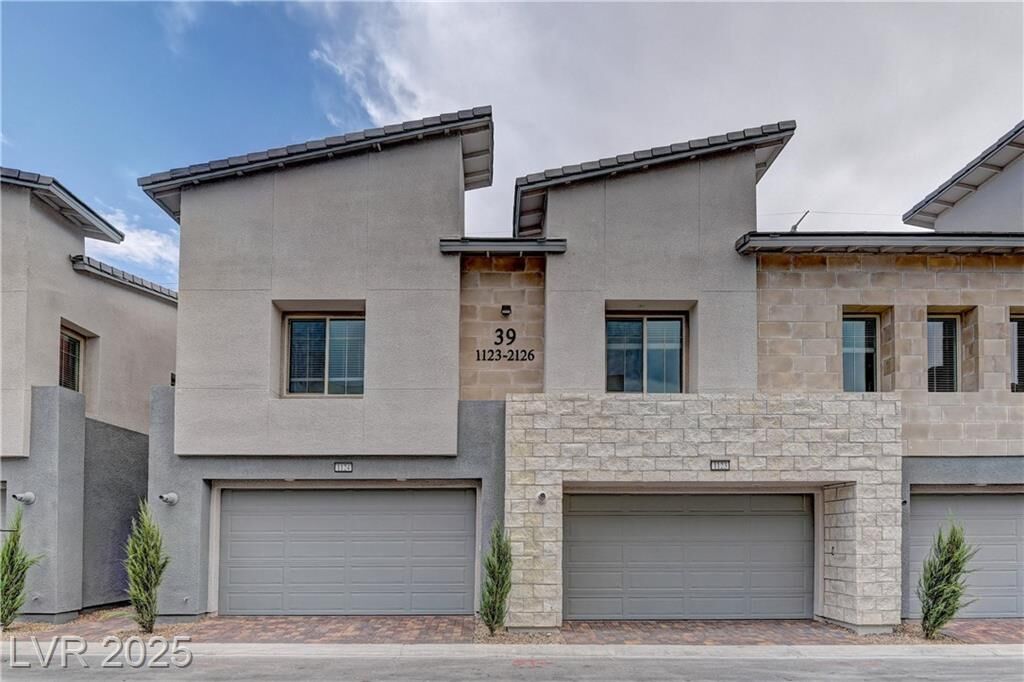 Property Photo:  600 North Carriage Hill Drive 1124  NV 89138 