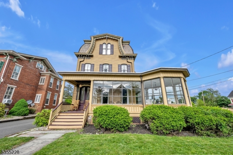 Property Photo: 152 Main St NJ 08822