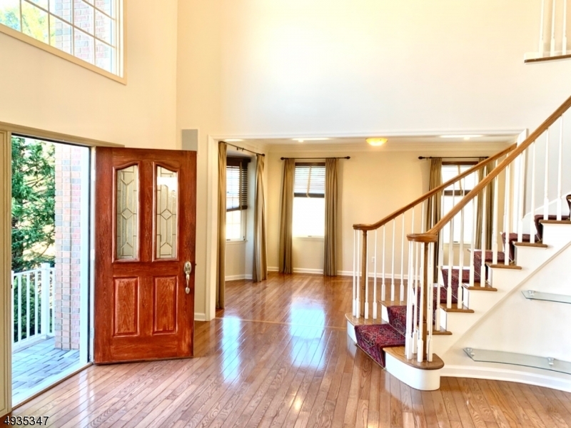 Property Photo: 43 Rosewood Ct NJ 08502