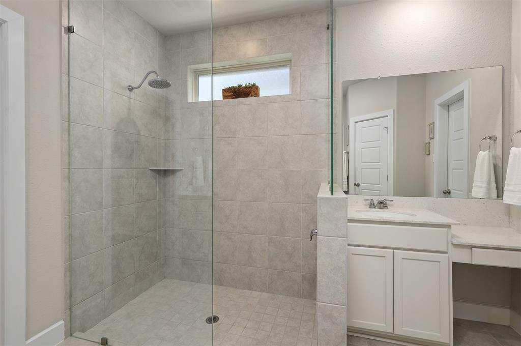 Property Photo: 2510 Ocean Key Drive TX 77568