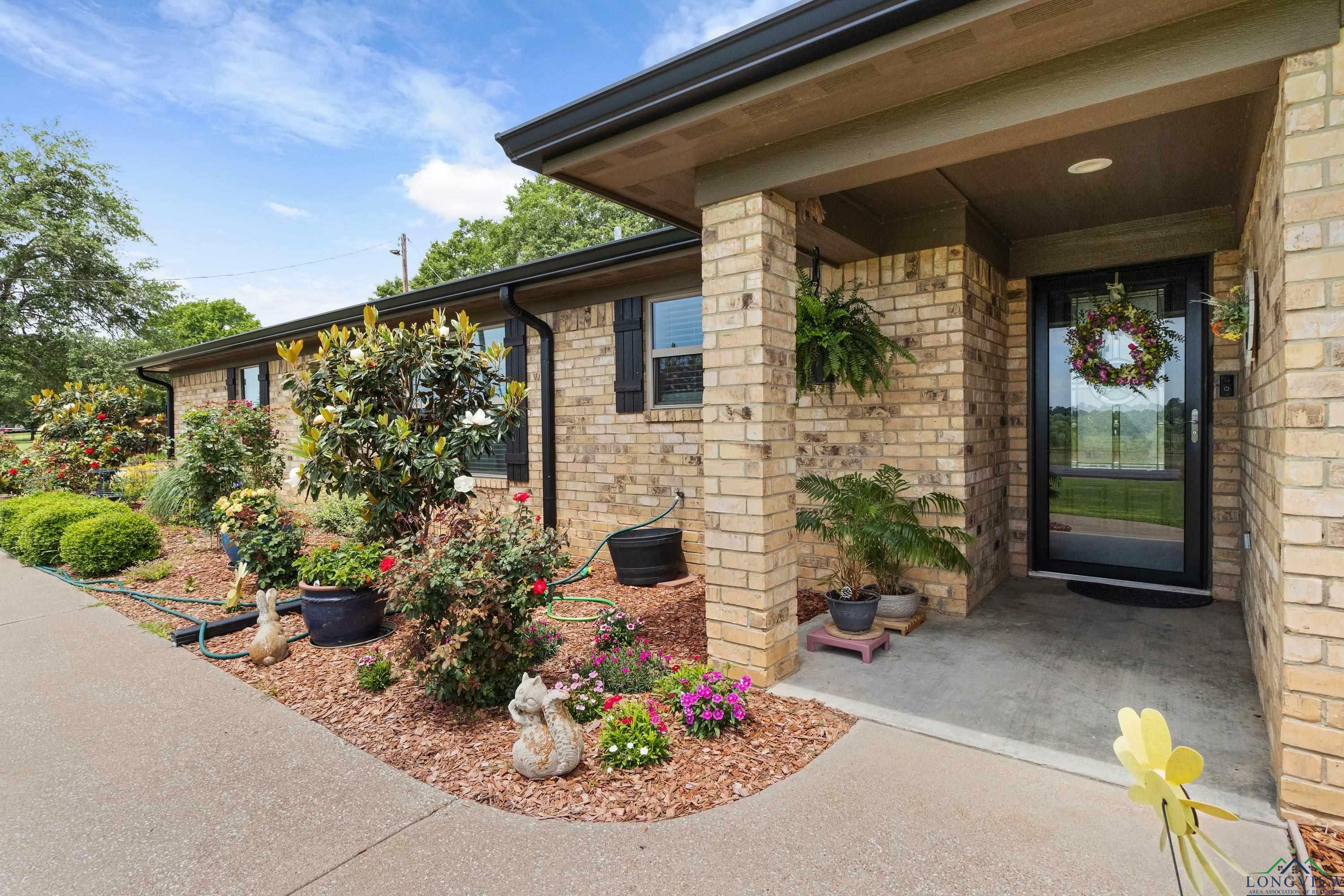 Property Photo: 3890 W Fm 13 TX 75652