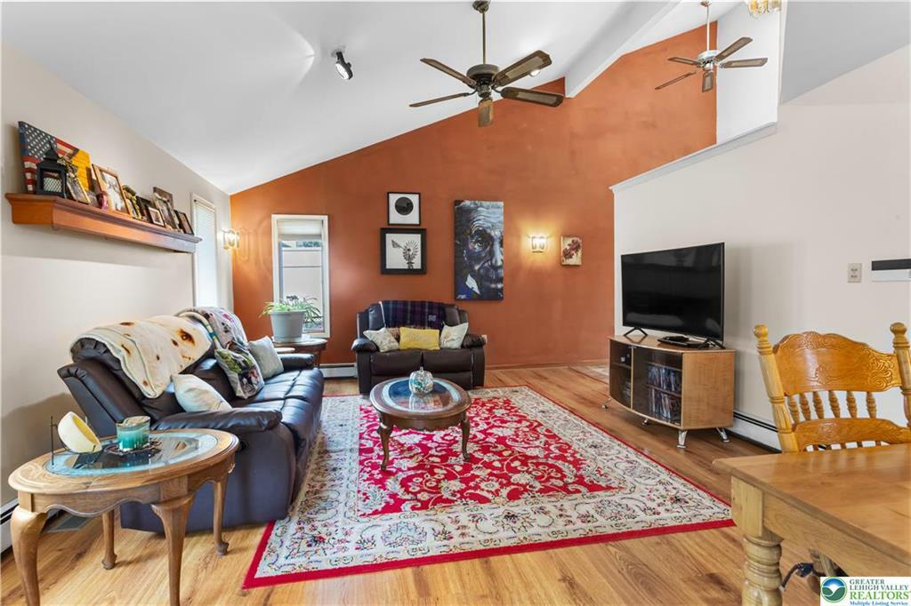 Property Photo: 1520 Paxford Road PA 18103