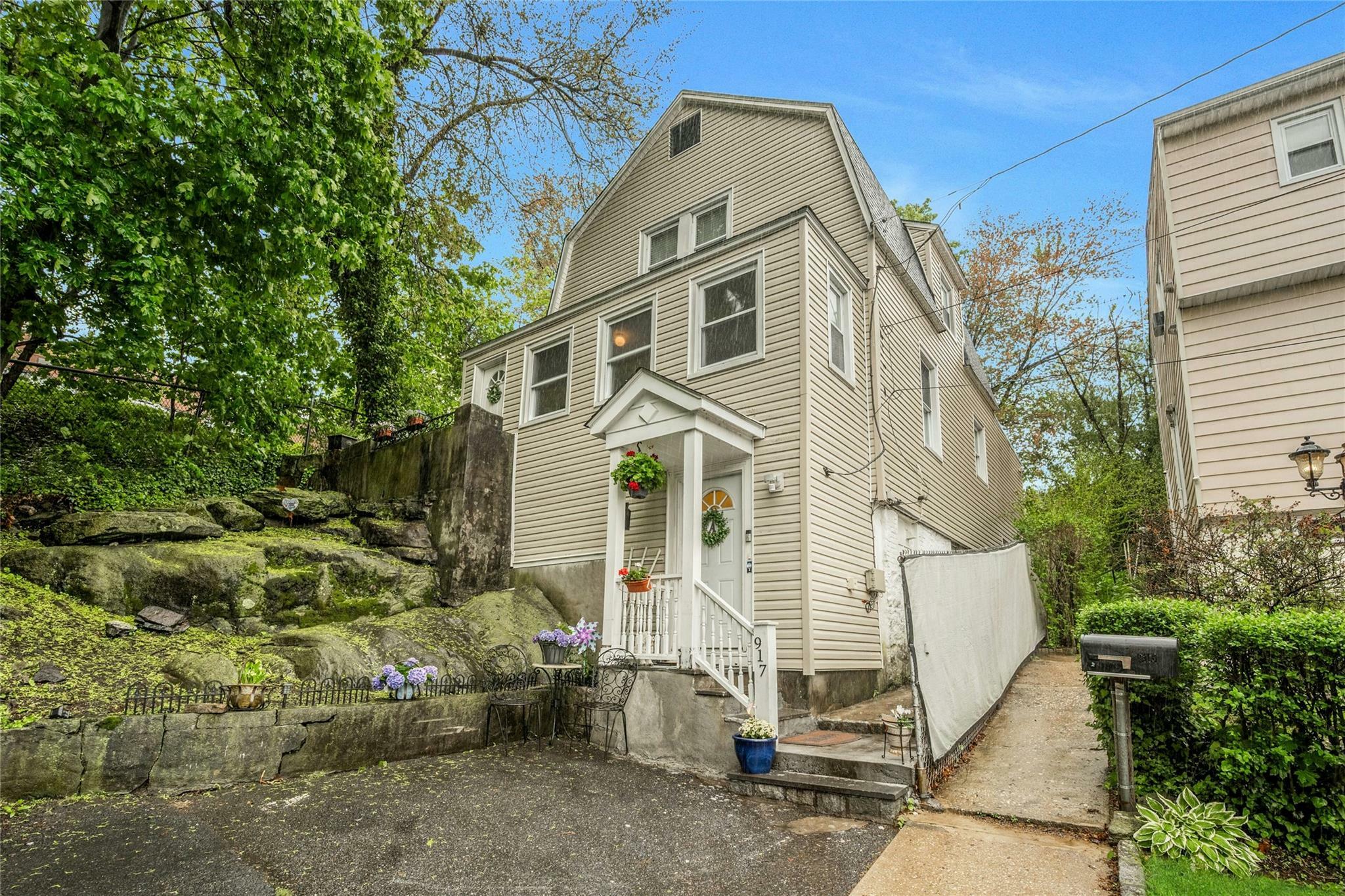 Property Photo: 917 Hall Street NY 10543