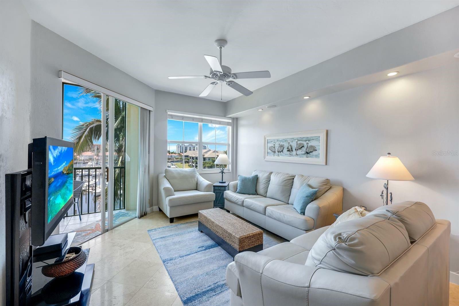 Property Photo: 2090 Matecumbe Key Road 1404 FL 33955