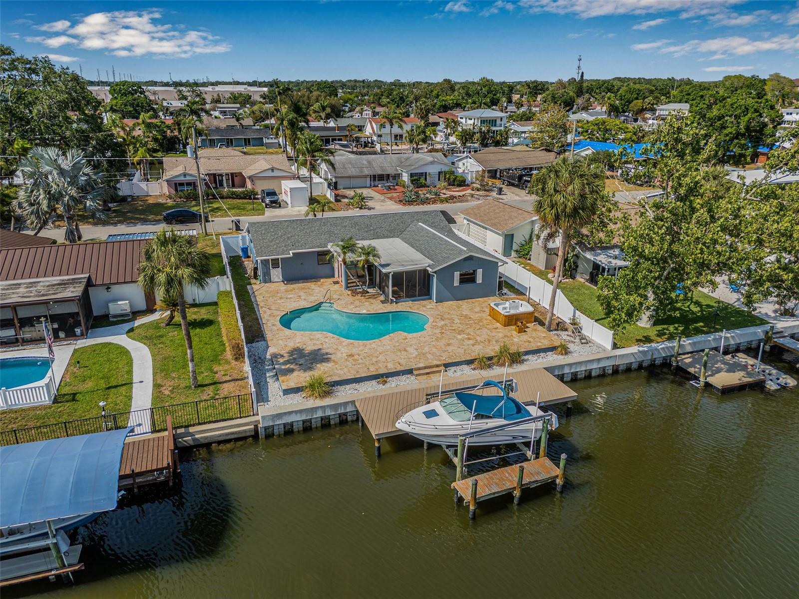 Property Photo: 8722 Thornwood Lane FL 33615