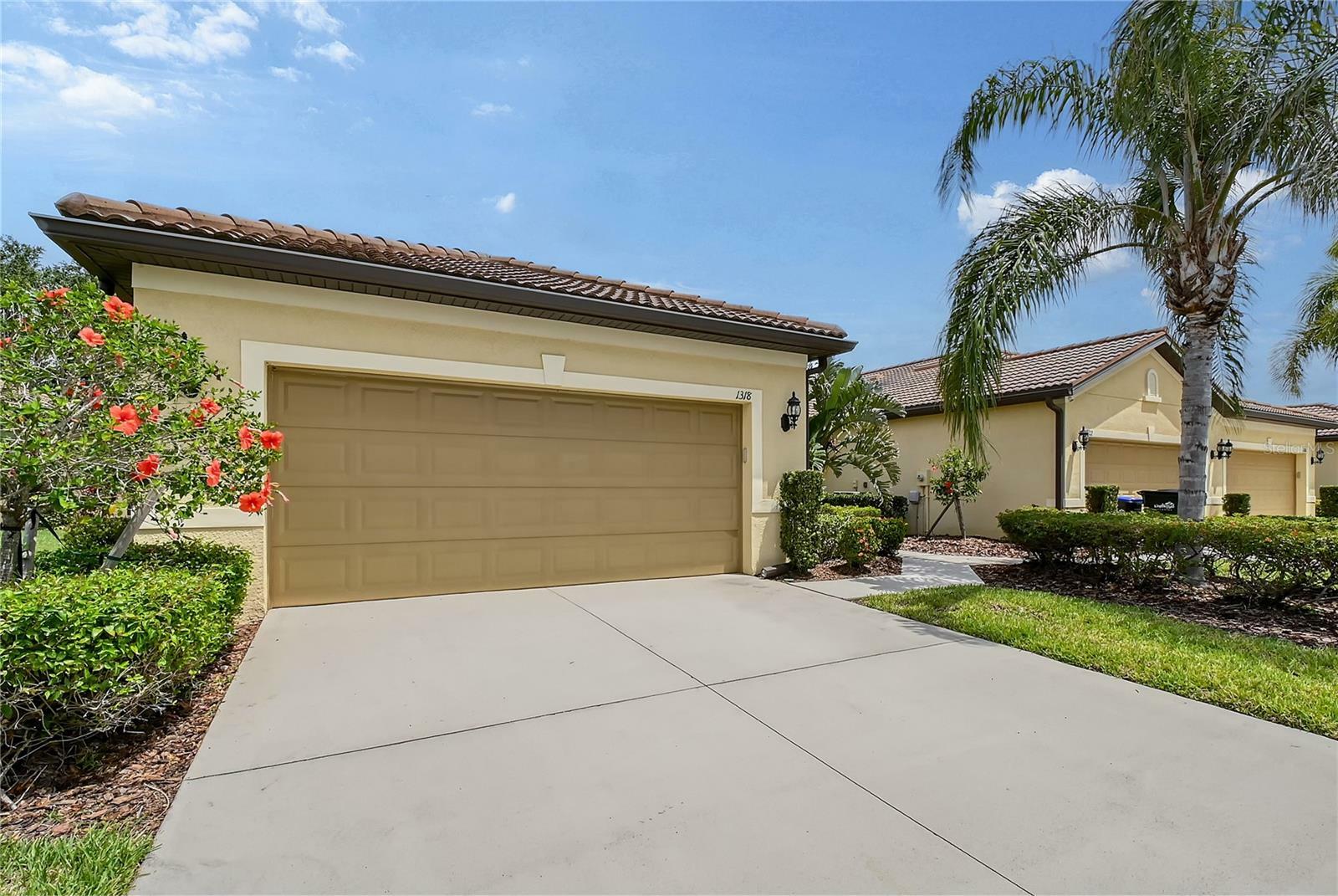 Property Photo: 1318 Ballota Lane FL 34289