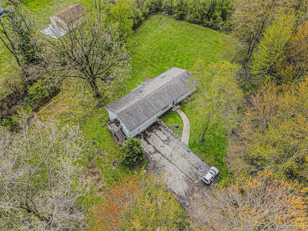 Property Photo: 5959 Echo Lane MI 48371 5656
