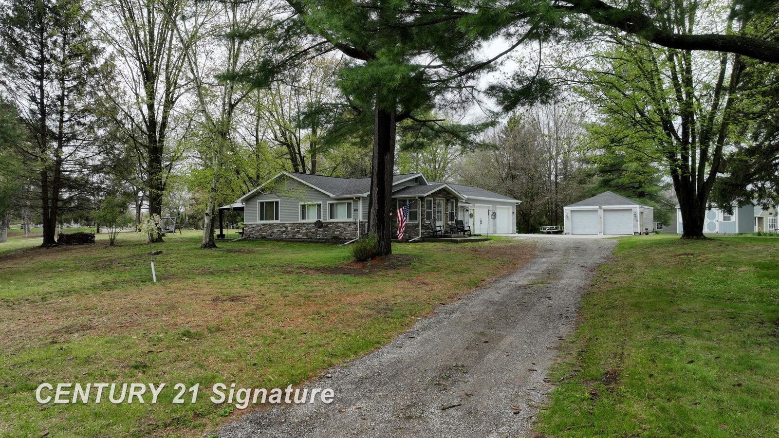 Property Photo:  420 W Spruce Road  MI 48655 