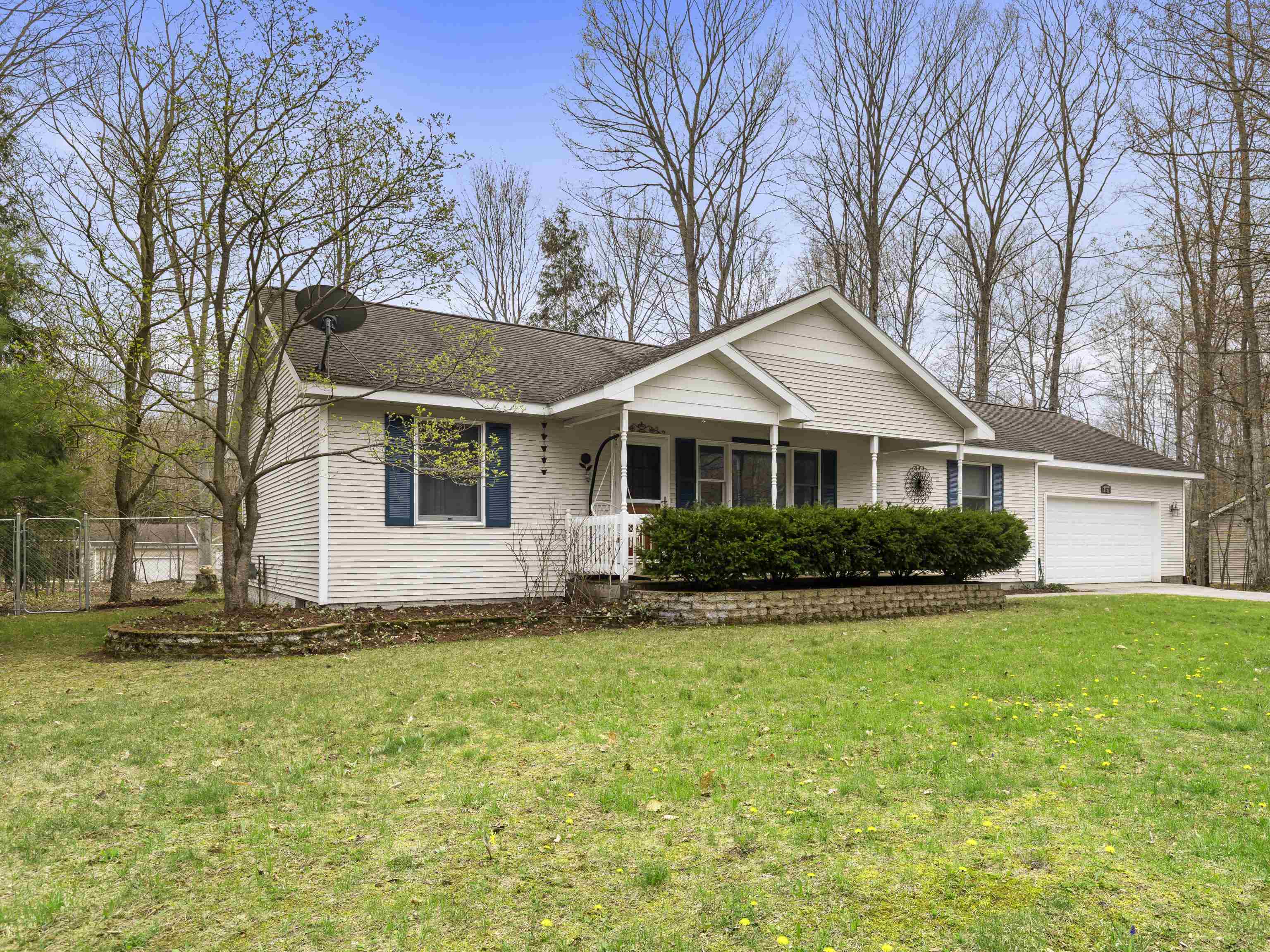 Property Photo:  19275 Beechridge Drive  MI 49650 