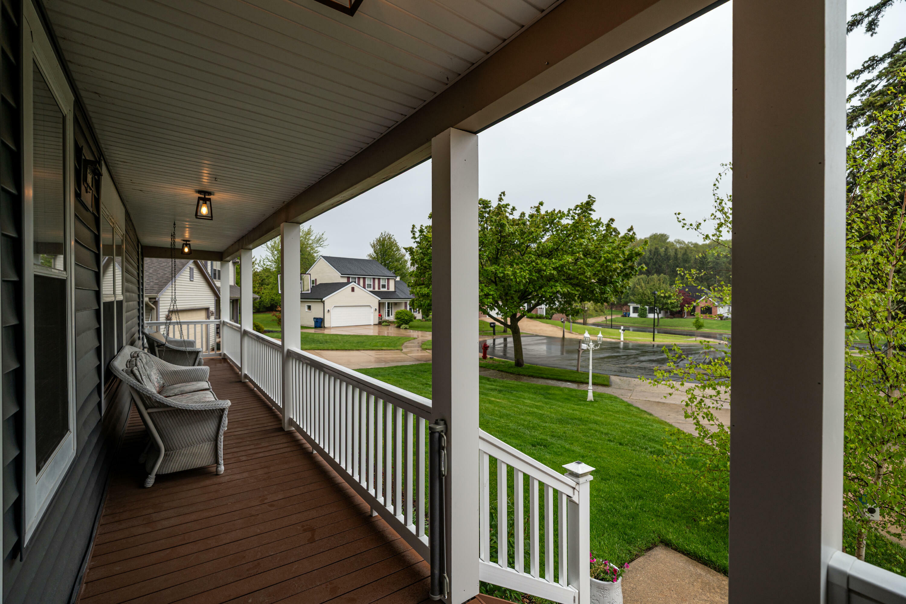 Property Photo: 1753 Oneida Ct WI 53024