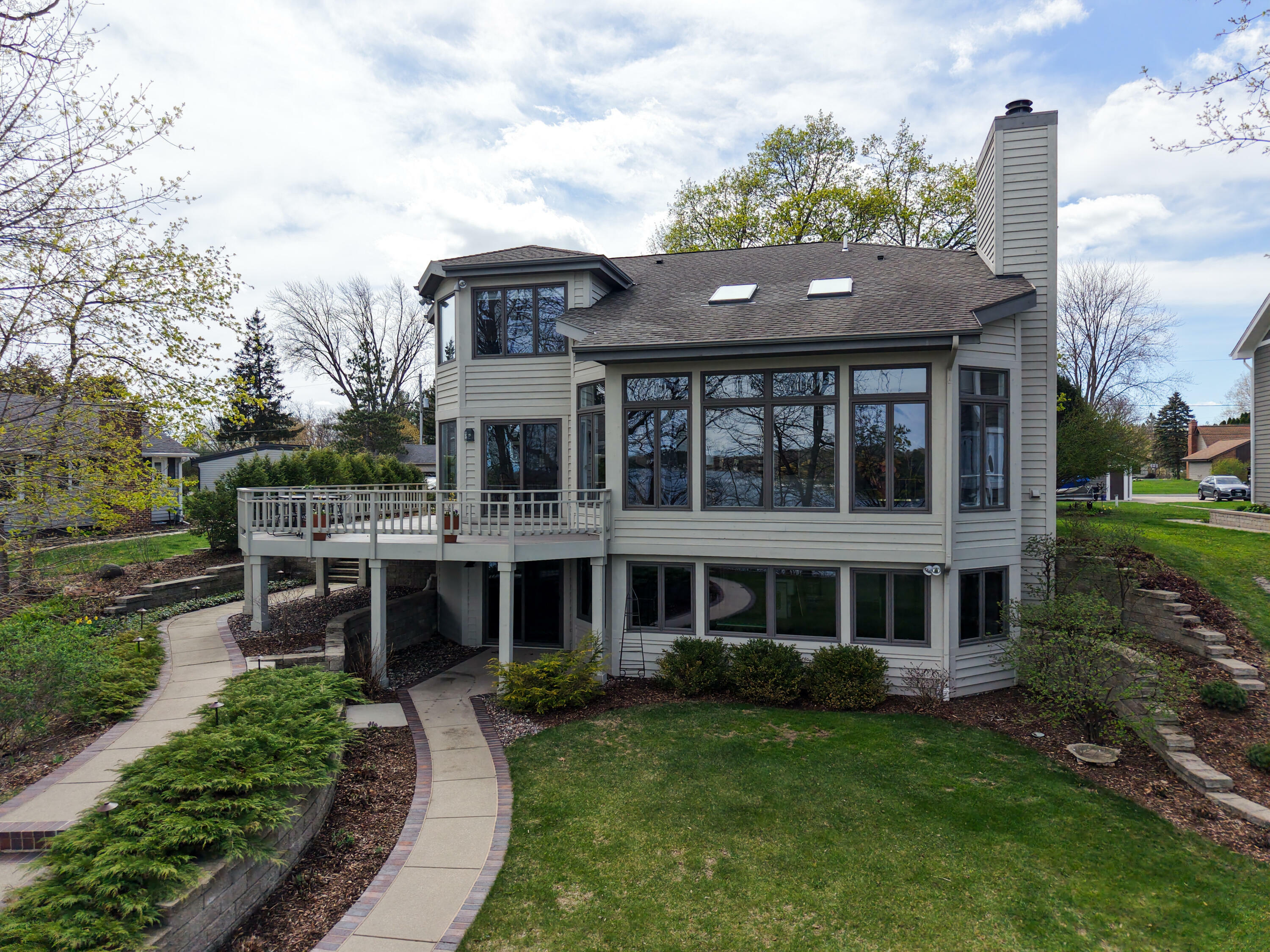 Property Photo: W290n8220 Florencetta Hts WI 53029