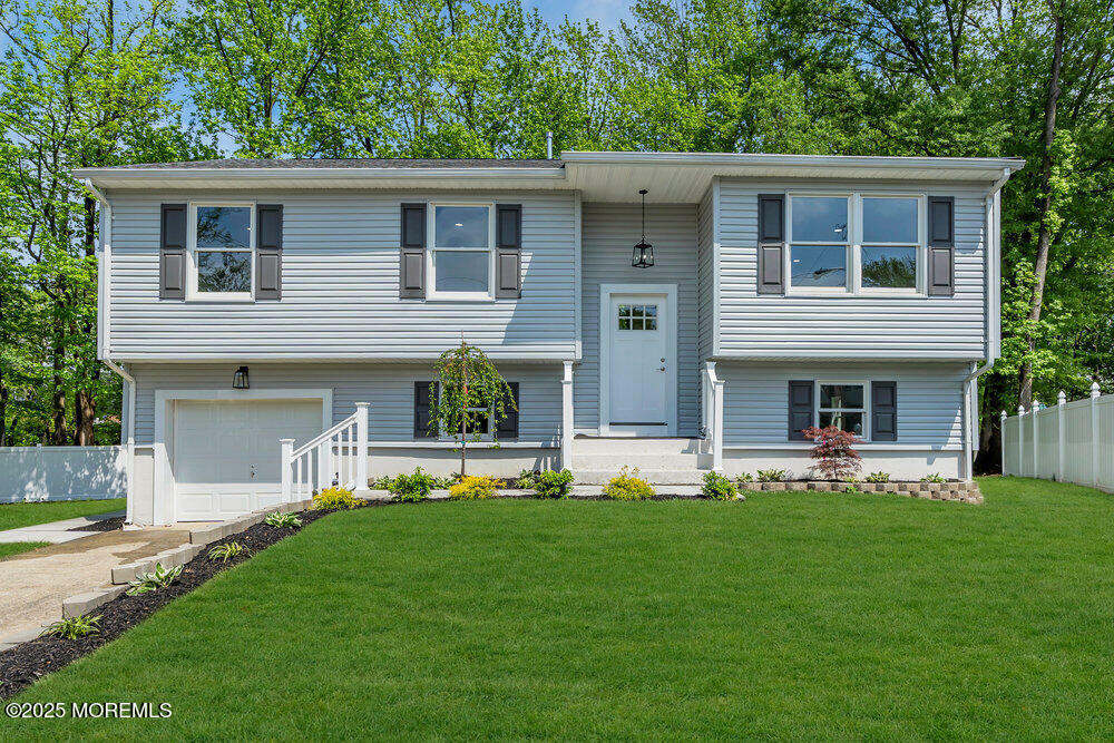 16 Nevada Drive  Hazlet NJ 07730 photo